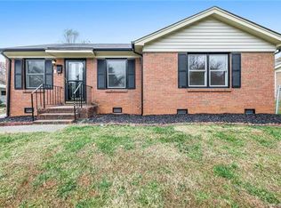 3327 Cricketeer Dr, Charlotte, NC 28216