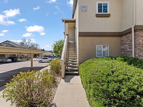 2nd image of 3747 Riviera Grv APT 201