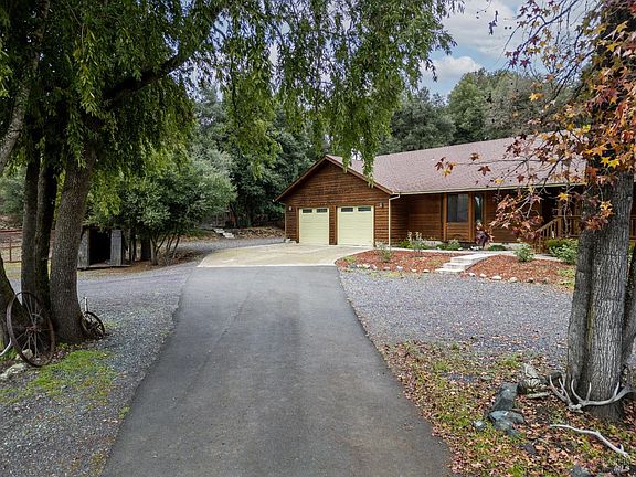 2nd image of 8250 Vineyard Oaks Drive