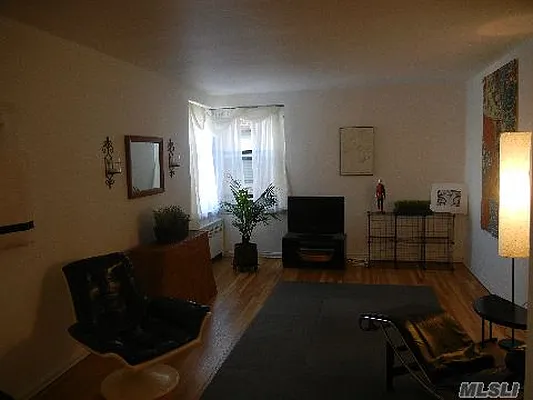 Sold by Douglas Elliman | media 28