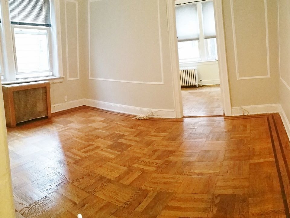 1st image of 2671 30th St APT 1F