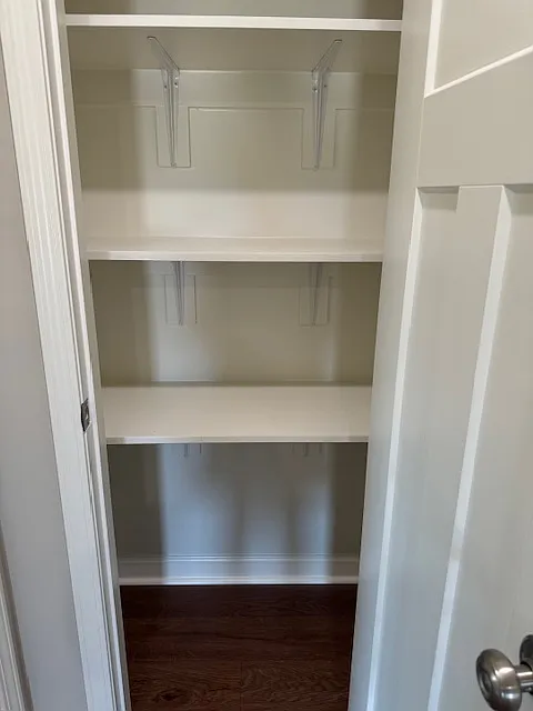 3 bed, $1,650 — Photo 4