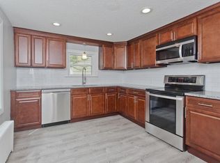 509 Plumtree Rd, Springfield, MA 01118