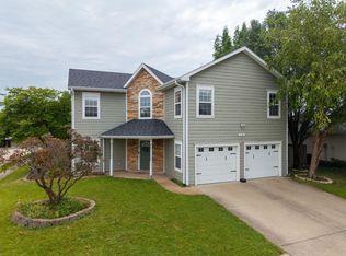 4100 Sweetwater Dr, Columbia, MO 65201
