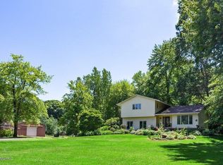 10922 Wilson Rd, New Buffalo, MI 49117