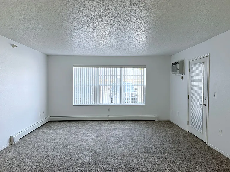 Old Orchard Apartments — Photo 10