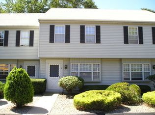 18 Founders Vlg, Clinton, CT 06413