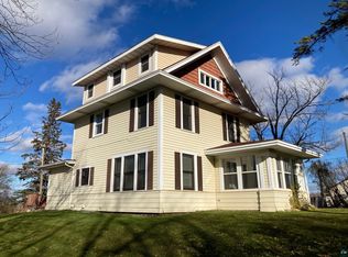 601 5th Ave NW, Chisholm, MN 55719