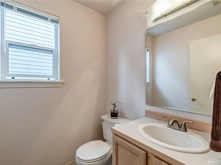 1405 Undine St — Photo 6