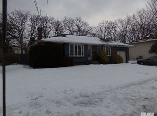 55 Headline Rd, Deer Park, NY 11729