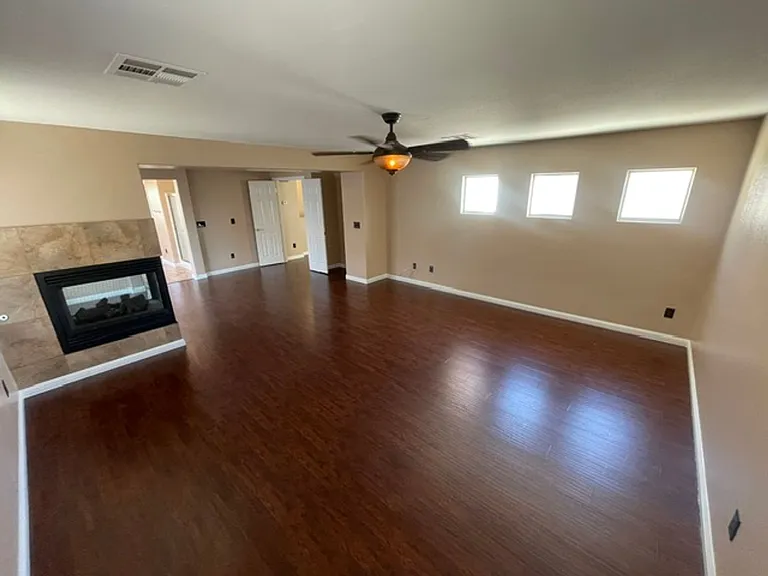 5645 Breckenridge St — Photo 23
