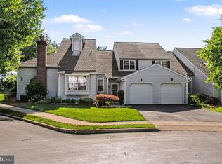 302 Somerset Ct, Lansdale, PA 19446