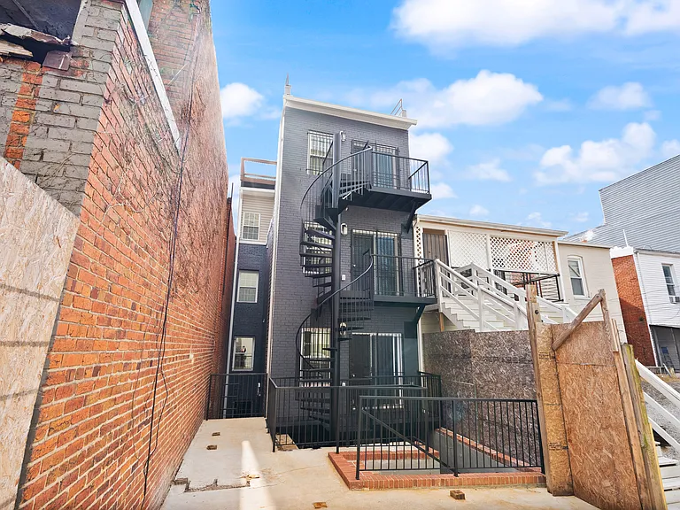 1138 Florida Ave NE #2 — Photo 33