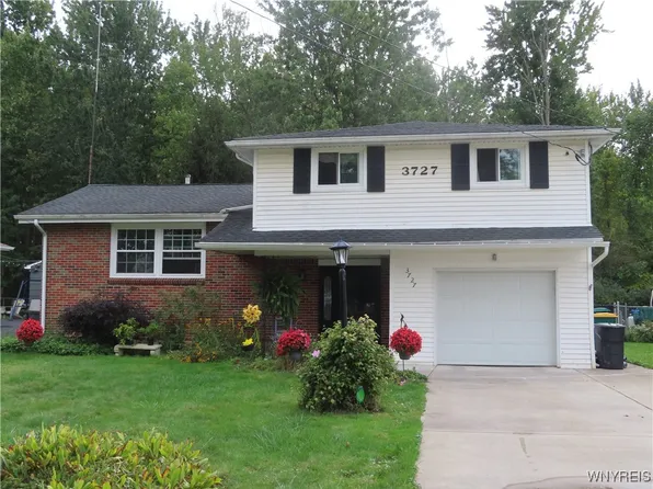 3727 Dartmouth St, Hamburg, NY 14075