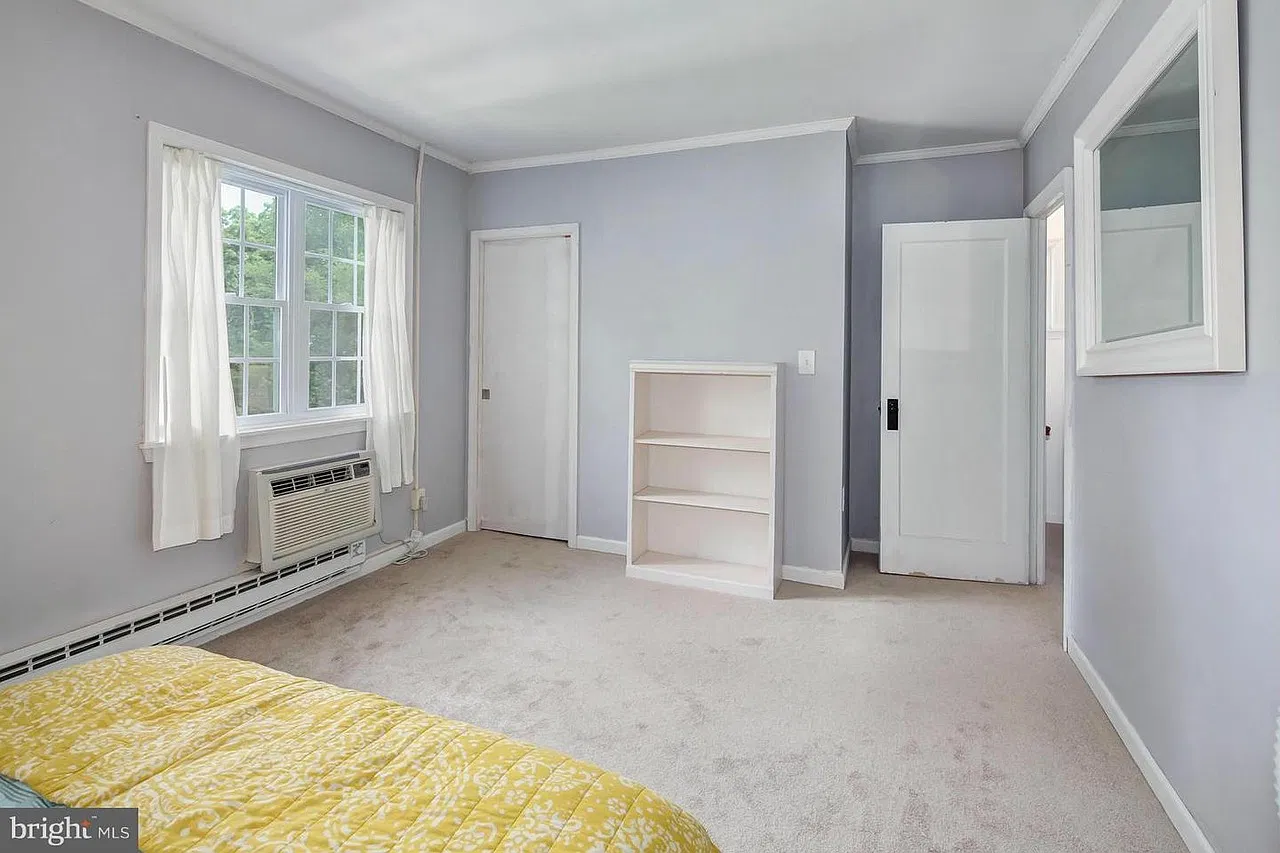 3452 Gunston Rd — Photo 2
