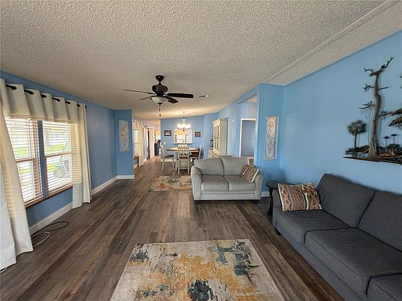 5th image of 141 VICTORIA DRIVE