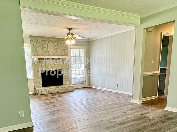4th image of 826 Tanner Rd