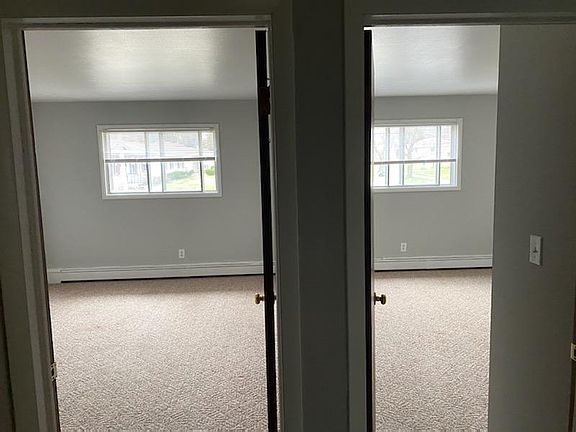 4th image of 1832 N Main St APT 203