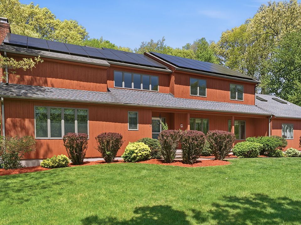 1st image of 13 Copper Knoll Lane