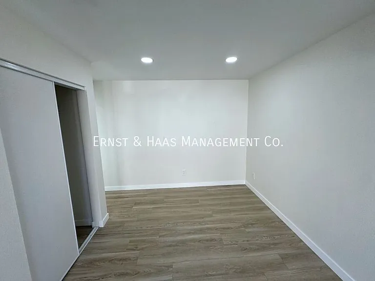 774B Cherry Ave — Photo 4