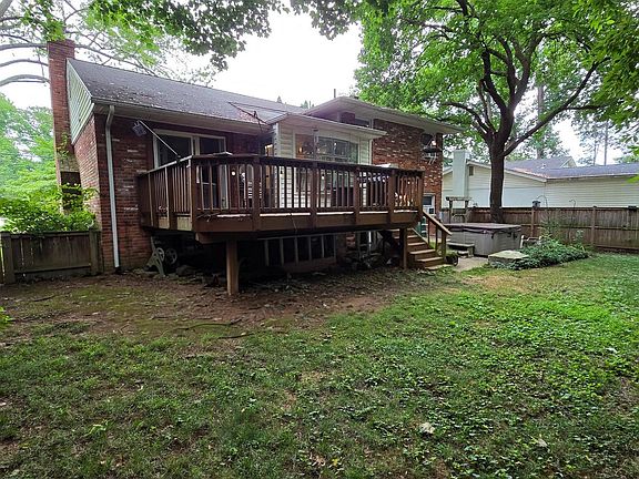 3rd image of 8602 Ewing Dr