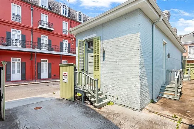 1300 Chartres St — Photo 19