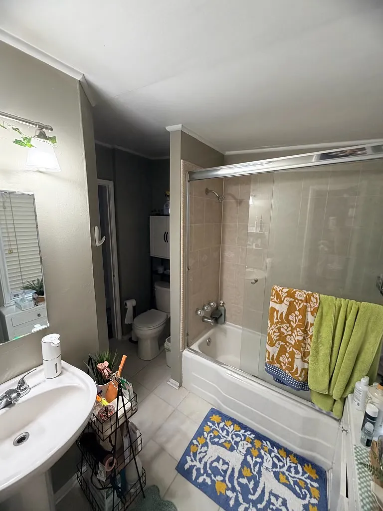 4 bed, $2,200 — Photo 3