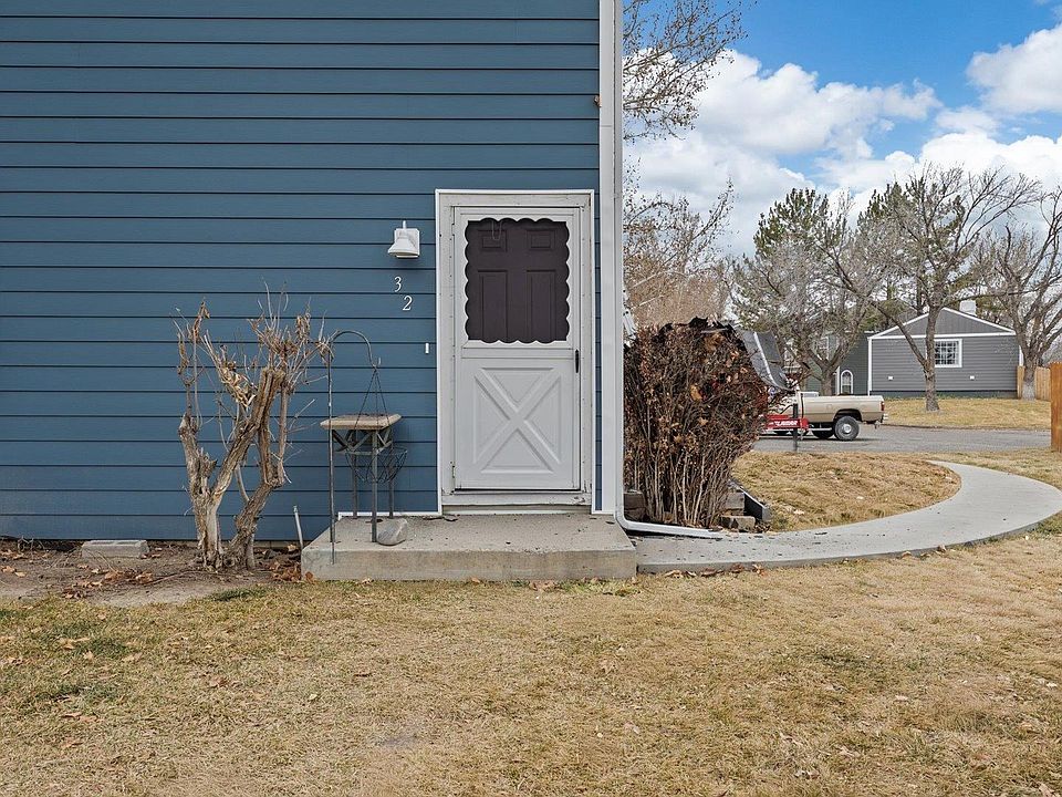 1st image of 264 Coventry Ct Unit 32