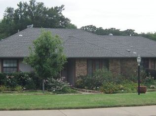 2010 Aspen Dr, Lewisville, TX 75077