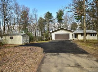 23 Sandy Beach Rd, Ellington, CT 06029