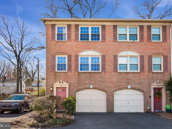 726 W Glebe Rd, Alexandria, VA 22305