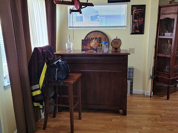 5th image of 3725 San Joaquin Ave