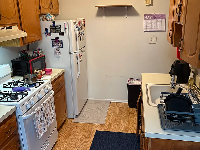 1279 N Railroad Ave #2 — Photo 4