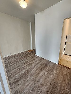 4th image of 23-66 26th St #2R