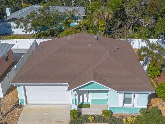 5th image of 205 Sunrise Cove Cir