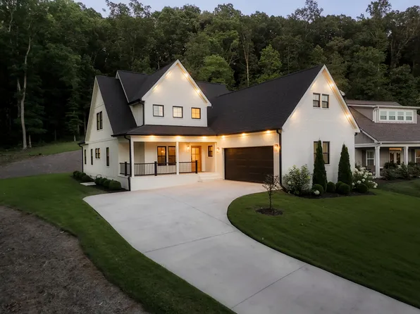2525 Parkside Pl NE, Cleveland, TN 37311