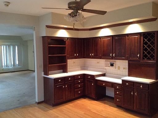4th image of 347 N Haddon Cir