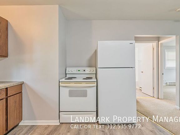 3rd image of 26045 S Oak Rd Unit 4