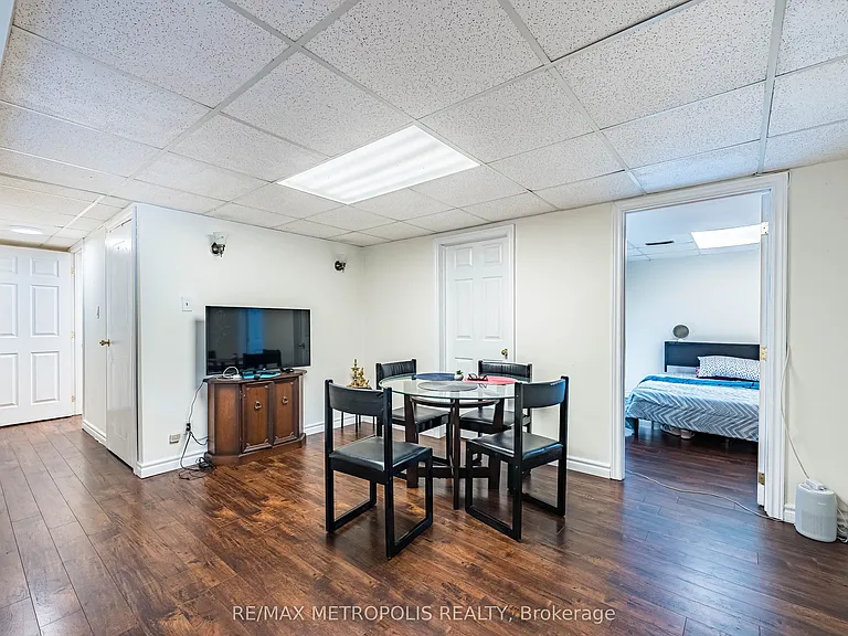 22 Mayflower St #BASEMENT — Photo 3