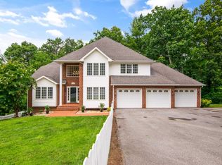 2145 Lubna Dr, Christiansburg, VA 24073