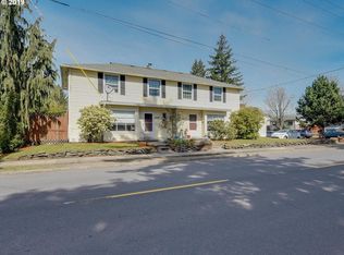 6229 NE Fremont St, Portland, OR 97213