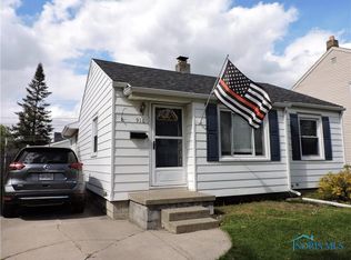916 Waybridge Rd, Toledo, OH 43612