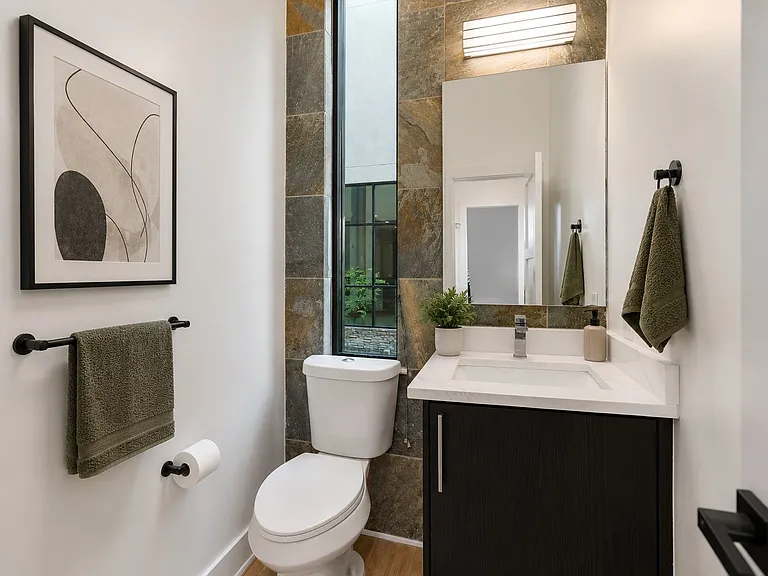 3200 Thomas Ave — Photo 8