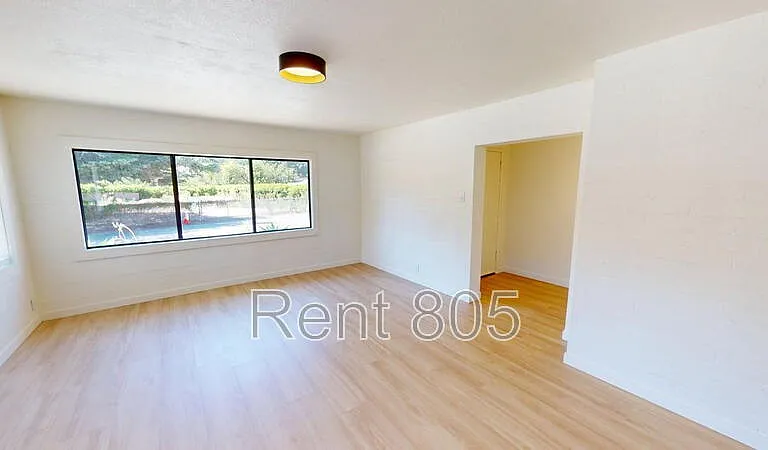 8236 Edison Dr — Photo 3