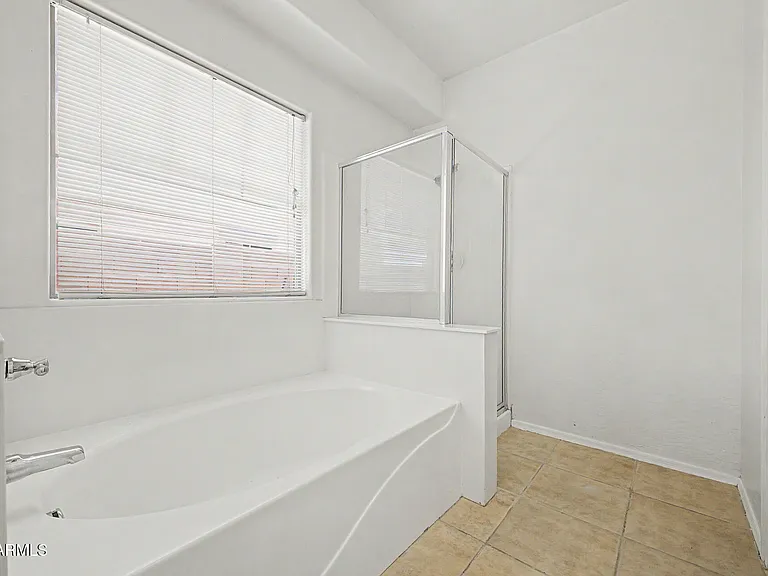 13271 W Clarendon Ave — Photo 23