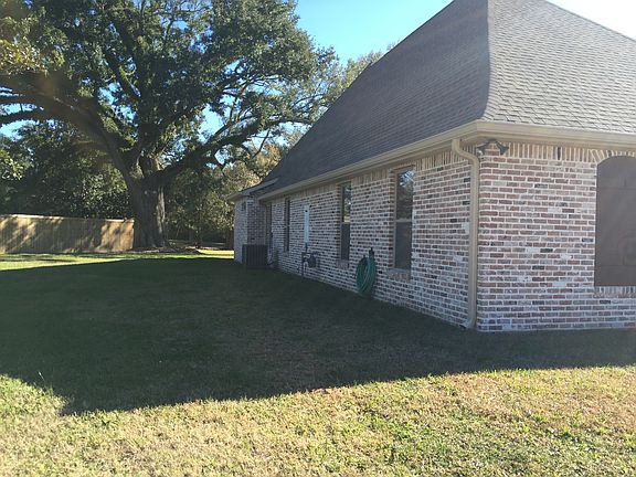 4th image of 11965 Ol Oak Dr