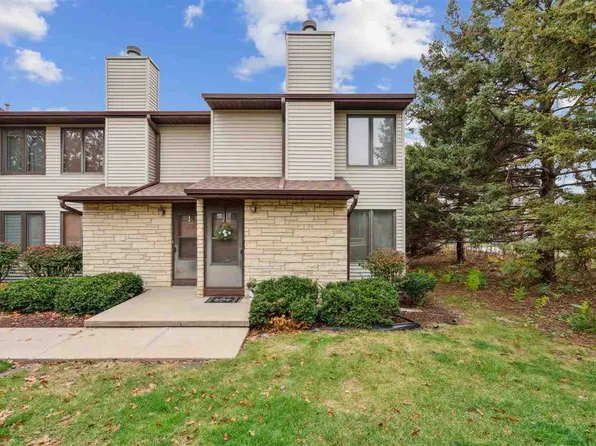 1142 Mormon Trek Blvd, Iowa City, IA 52246