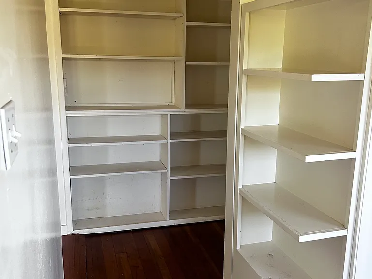 685 Edwards St — Photo 10