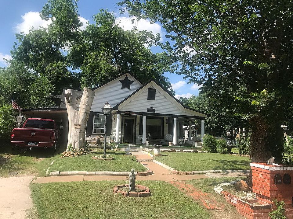 1st image of 511 SW H Ave
