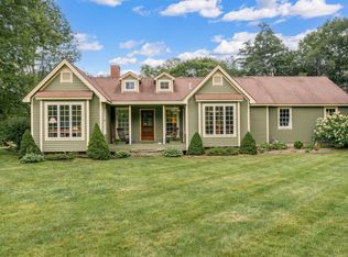 652 Elmwood Rd, Pownal, ME 04069